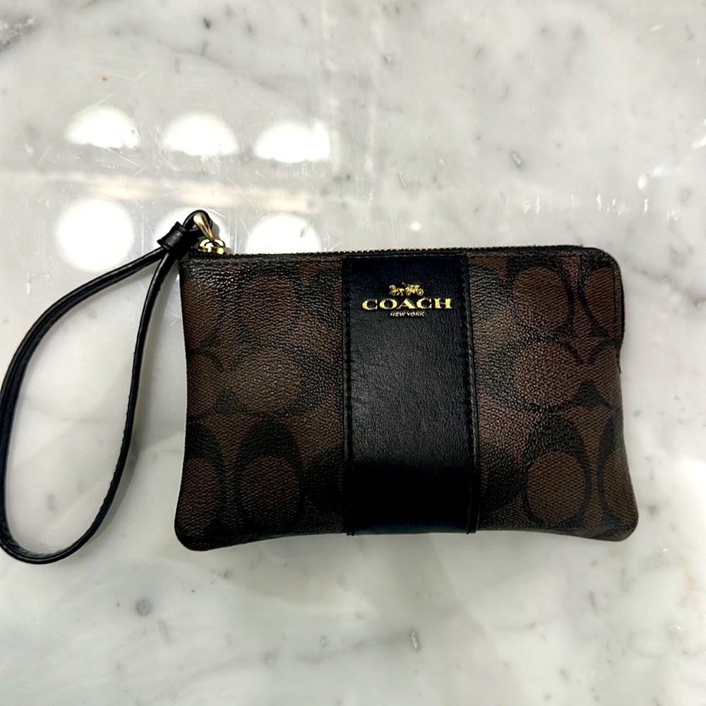 Coach wristlet